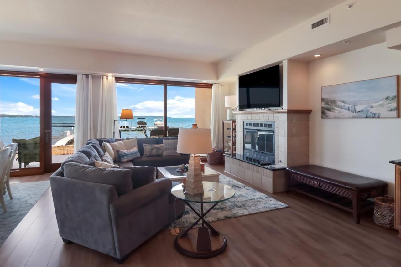 Sugar Beach Villa 1012 Luxury Waterfront Condo Τράβερς Σίτι Εξωτερικό φωτογραφία