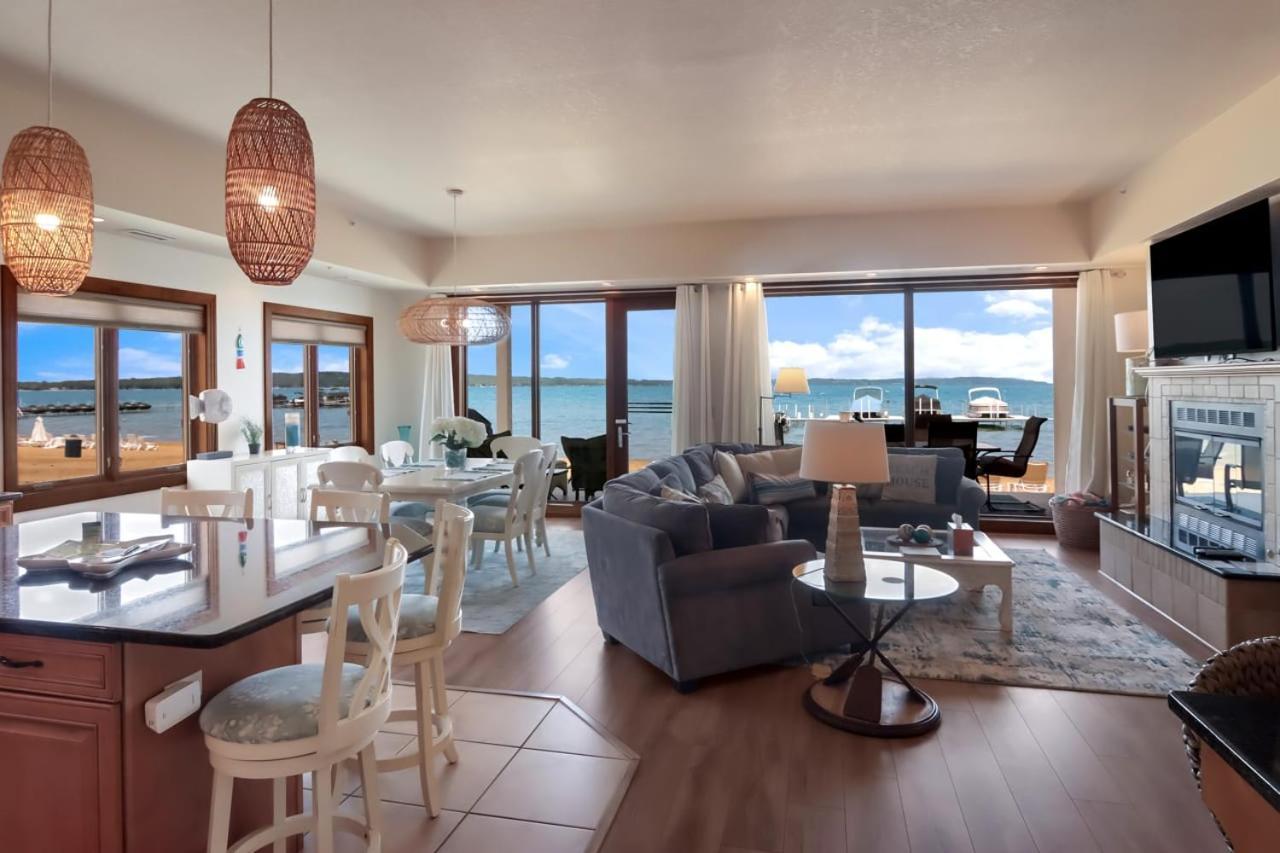 Sugar Beach Villa 1012 Luxury Waterfront Condo Τράβερς Σίτι Εξωτερικό φωτογραφία