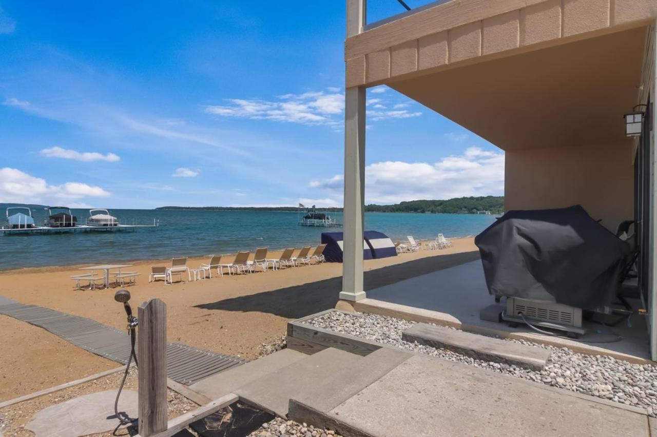 Sugar Beach Villa 1012 Luxury Waterfront Condo Τράβερς Σίτι Εξωτερικό φωτογραφία